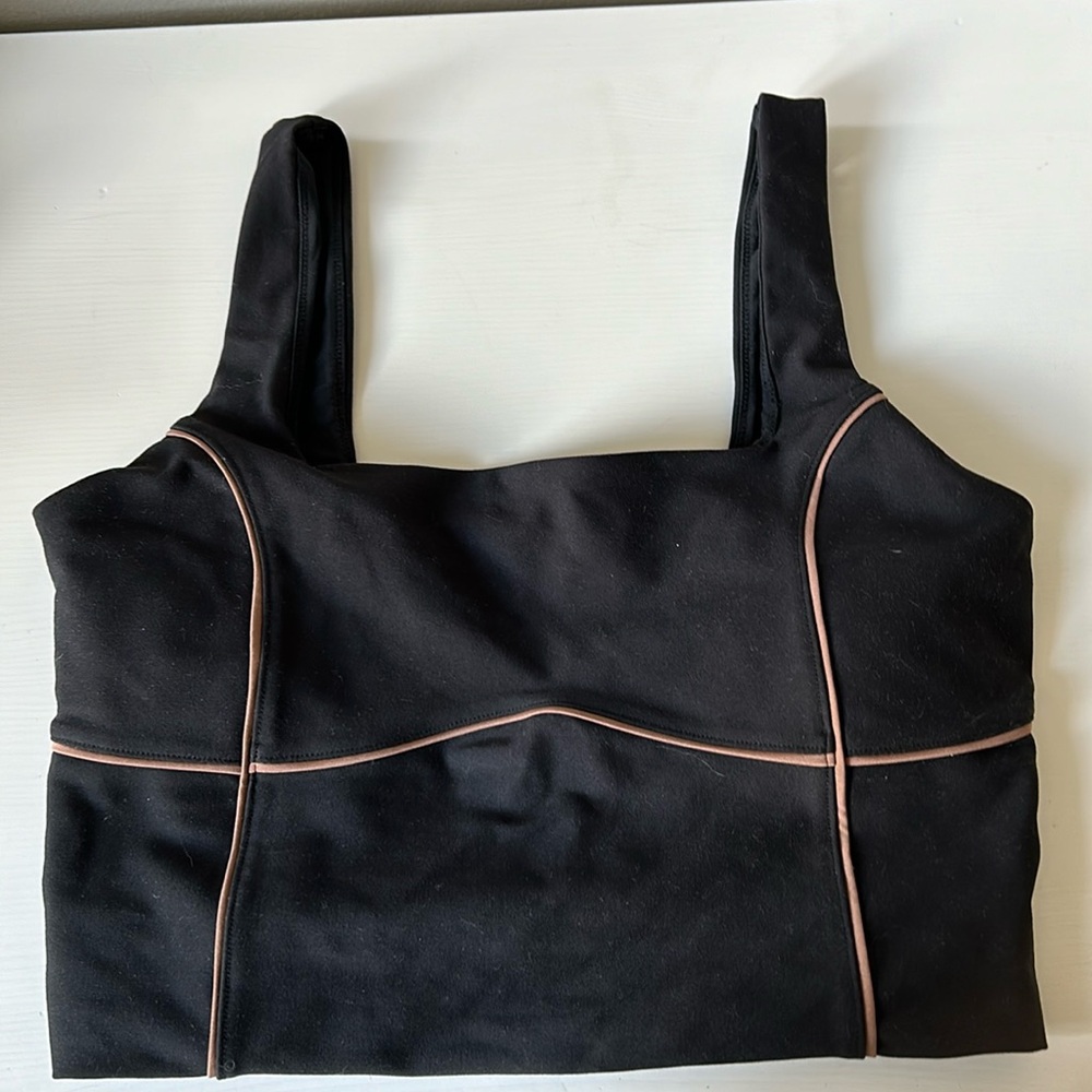 YPB square neck sports bra